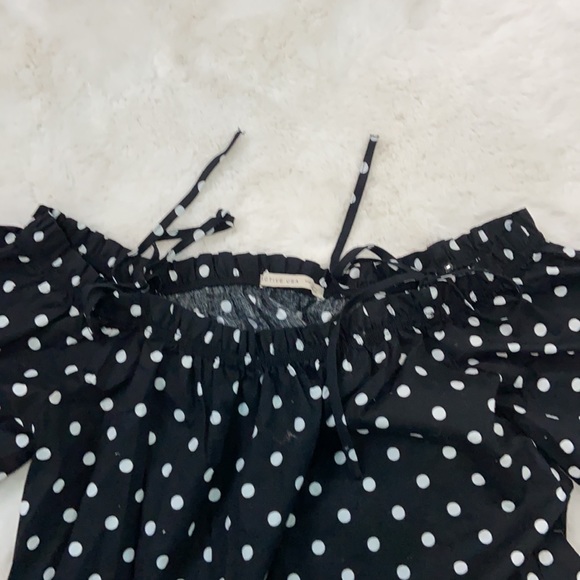 Active USA off the shoulder blouse - Picture 3 of 7